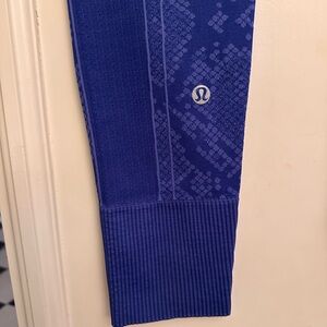 Lululemon Ebb to Street snakeskin print leggings